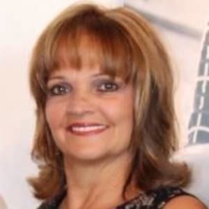 Meet your Posher, Camille